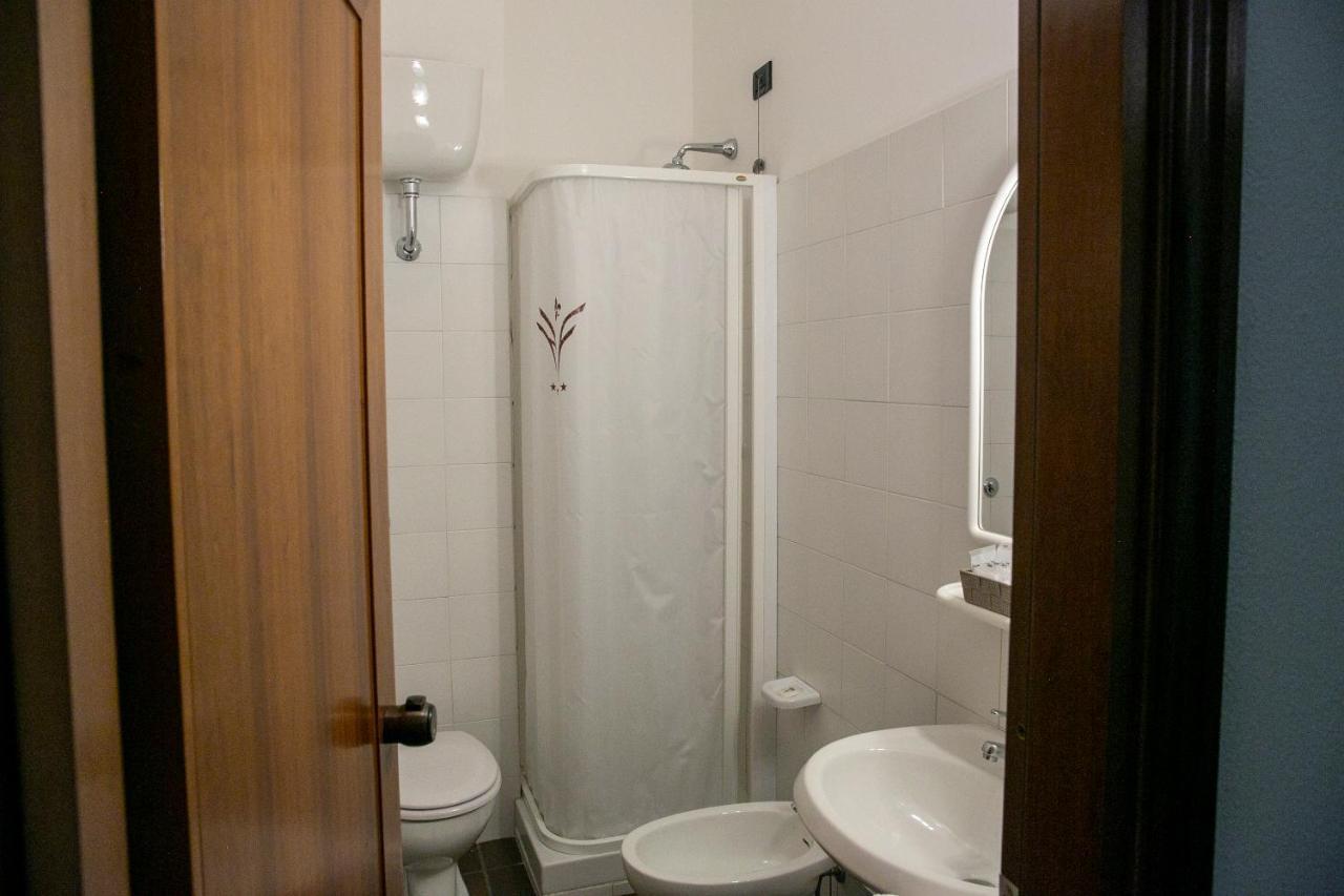La Villetta Food & Drink Rooms For Rent - No Reception - LʼAquila Exterior foto