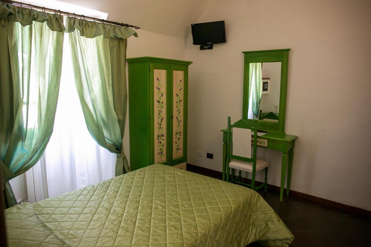 La Villetta Food & Drink Rooms For Rent - No Reception - LʼAquila Exterior foto